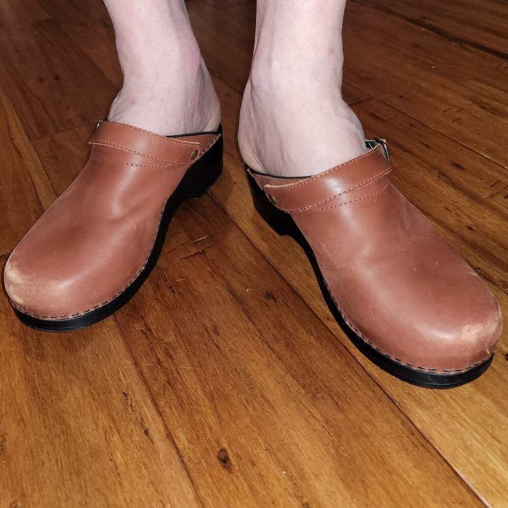 LL Bean Mules/Clogs 2" Heel